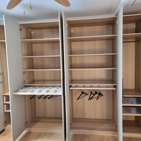 Aristocrat New Great And Parking Apartment Bucharest
